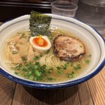 麺屋政宗 - 伊達の塩そば 1,000円♪ 細麺！味付け、満足の一品です♪