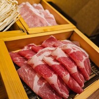 しゃぶしゃぶ・創作料理居酒屋 豚吟 栄店 - 