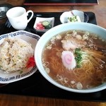 だいこくや - ラーメンセット。(チャーハン)