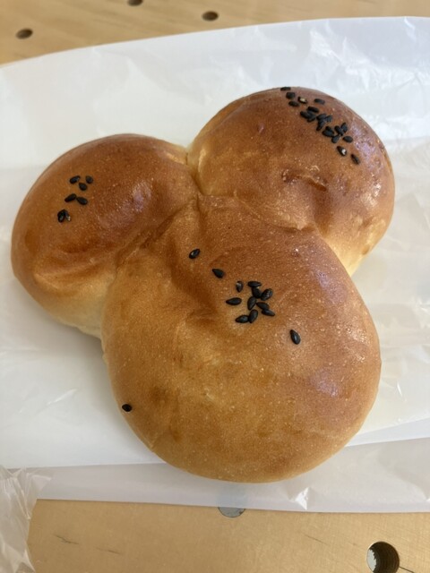 大きなパン 地元で早くも愛される新生パン屋さん。京都・一乗寺の『UMBER46