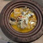 焼肉居酒屋おにやんま - 特製もつ煮込み