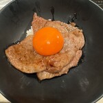 おやじのおとうと - ザブトンライスと卵黄