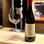 多仁本 - これは、なかなか思い切ったペアリングですねぇ。
      鯛の炊き合わせに、なんと！ロワールのカベルネ・フランです(^^)
      とても爽やかなC•Fで、柚子に合うだけでなく、意外にも鯛を邪魔しません。