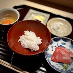 多仁本 - サキホコレのTKG。
      鮪はやま幸さんですが、毎度バランスのいいモノを持たれていて、多仁本さんの鮪が一番好きかも(^^)