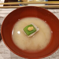 韻松亭 - モチモチ&滑らかなゴマ豆腐