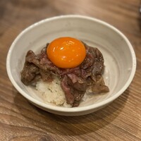 炭火焼肉ホルモン うしごろ 中目黒店 - 