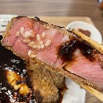 厚切りレアとんかつ まことん - 