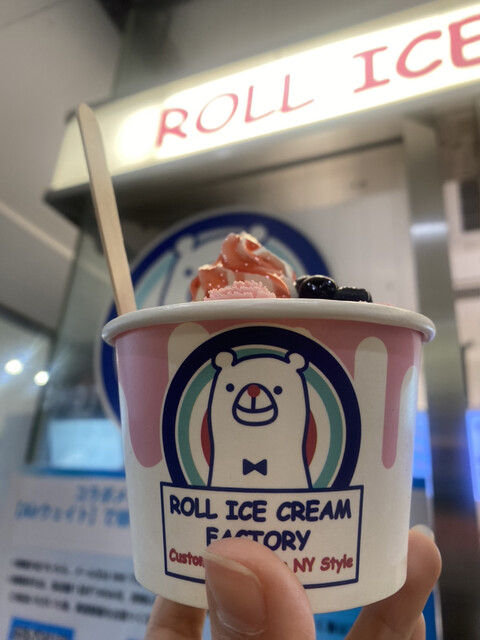 ROLL ICE CREAM FACTORY 渋谷・TOHOシネタワー店 (ロール ROLL ICE CREAM FACTORY 渋谷・TOHOシネタワー店 (ロール