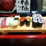 広寿し - 握りおまかせ！（イクラとウニの間のトリ貝、食べちゃった…）