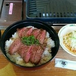 Kauberurandokusu - ●豊後牛ステーキ丼　1620円（税込）：お吸い物・ミニサラダ・キムチ付（2014.05）●