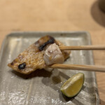 すしやのたい悟 - ノドグロの身は、とてもふっくらです。