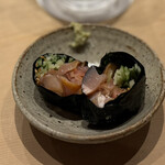 すしやのたい悟 - 貝ひもきゅうり巻き　取り分け