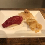 麹町いづみや しろ - 生本鮪赤身漬け　追加¥・かわはぎ　追加