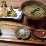 手打蕎麦 こより - セットの温かい天ぷら蕎麦