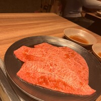 焼肉うしごろ 新宿三丁目店 - 