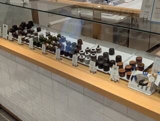 Tachimachi Cannele + Ekie Hiroshima Ten