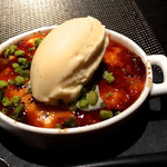 エクアトゥール - ラベンダーでマリネしたオレンジとパイナップルのブリュレ、キルシュのアイス