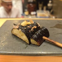 地葉 栄 - 
