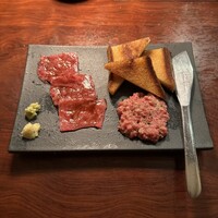 カルネジーオ イースト - 