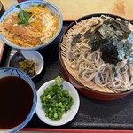岩市そば - かつ丼セットのそば大盛
