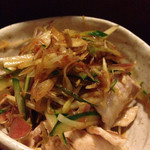 クイット - 豚肉辛味
      みょうがが効いてて美味