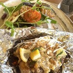 カフェプラスケーキ ククー - チキン南蛮自家製タルタルソース＆色どりサラダ