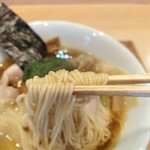 飯田商店 - 目の覚めた麺、旨い