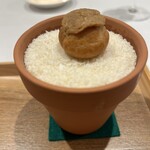 La Vallee d'Or - カシューナッツとヘーゼルナッツのシュークリーム