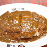 日乃屋カレー - 料理写真:名物カツカレー大盛り。