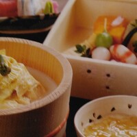 京懐石とゆば料理 松山閣 JR京都伊勢丹店 - 名物のゆば
