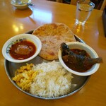 インディアン・レストラン　ロタ - 土曜日のバングラデシュカレーセット