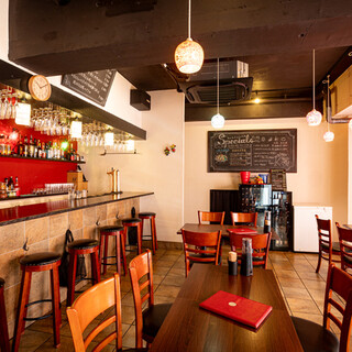 普段使いから記念日利用まで◎多様なシーンに対応する店内