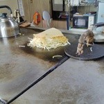 藤川商店 - 2014.6.11  肉玉そば調理中その2