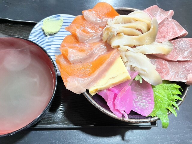 Kita no Seafood Donburiya Wagamama Don Tomakomai Shokudo