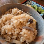 そば処 上代 - 炊き込みご飯