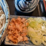 そば処 上代 - 薬味