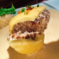 旬菜ステーキ処 らいむらいと - 【らいむらいと風チーズハンバーグ(200g)】(¥1680)