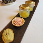 エヴォリュエ - 