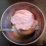 INDUS - ストロベリーアイスクリーム
