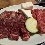 肉と鍋 さとり - 