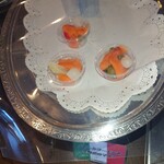 レストラン ヴァロリス - スモークサーモンと冬野菜のマリネ