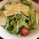 ラ・カンティーナ・カンチェーミ - ランチのサラダ　すぐ出てきます