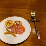 カーヴ - アミューズ