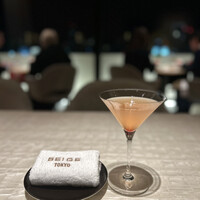 ベージュ アラン・デュカス 東京 - 
