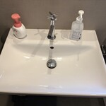 蘇哥清湯腩 - 清潔なトイレ