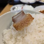 蘇哥清湯腩 - パリパリ皮つき豚バラ肉のロースト定食1260円