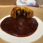 銀座 大石 - トリュフ、フォアグラのパイ包み焼き