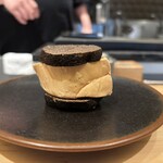 銀座 大石 - トリュフ、キャビアのパイ包み焼き（追加）の包む前