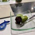 うなぎ 魚政 - デザート - 抹茶のムース 小倉添え