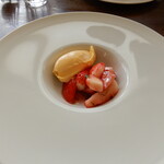 アプランティ - ペルノー風味のアイスと苺